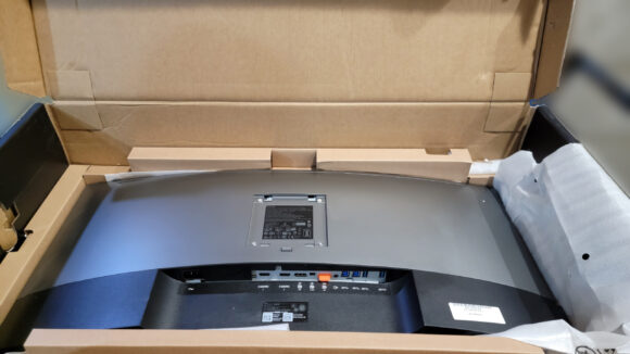 Dell U3417W Curved Monitor Price in Pakistan Disc scaled