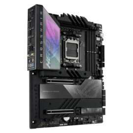 ASUS ROG CROSSHAIR X670E HERO 02