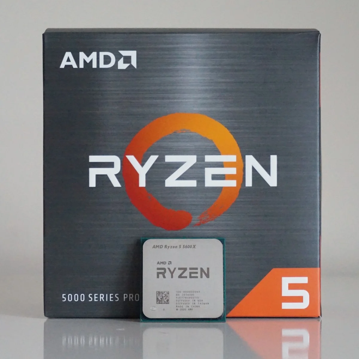 新品・未開封　国内正規品　AMD ryzen 5 5600X BOX Amazon.com: AMD Ryzen 5 5600X 6-core, 12-thread unlocked