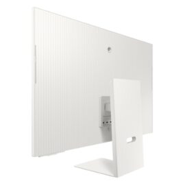 SAMSUNG M8 LS32BM801UMXUE 32" UHD 3840 x 2160 (4K) 60 Hz Micro HDMI, USB-C Built-in Speakers Streaming TV and SlimFit Camera Included Smart Monitor - Image 7